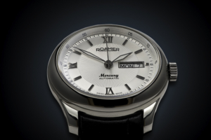 Roamer Mercury Automatic Armbanduhr Silber Zifferblatt